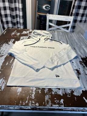 The Dreaming Tree 2024 Tour New Era White Fleece Pullover Hoodie